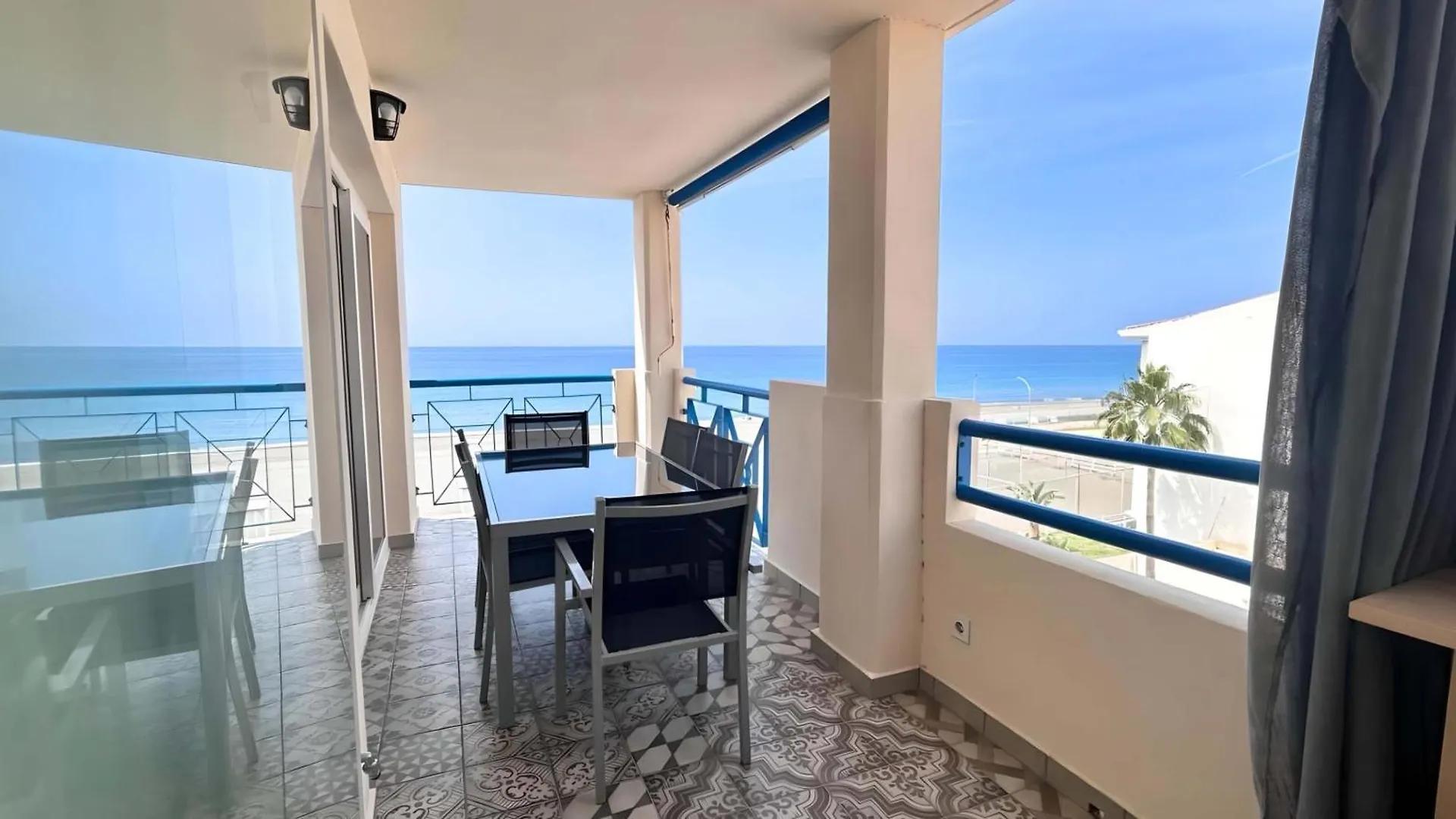 Atico De Albaida Duplex Frente Al Mar Apartment Morche